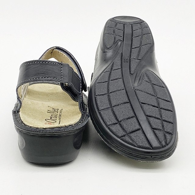 Skórzane czarne sandały Ortomed