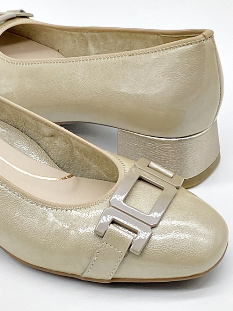 Ara czółenka na obcasie