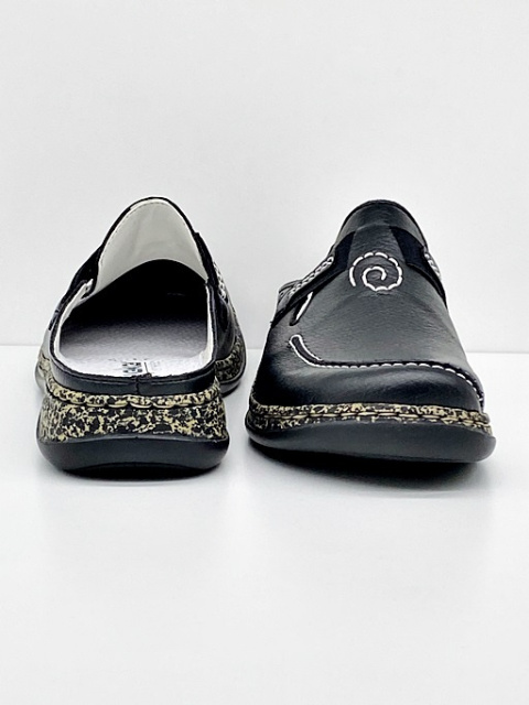 najwygodniejsze klapki damskie Rieker