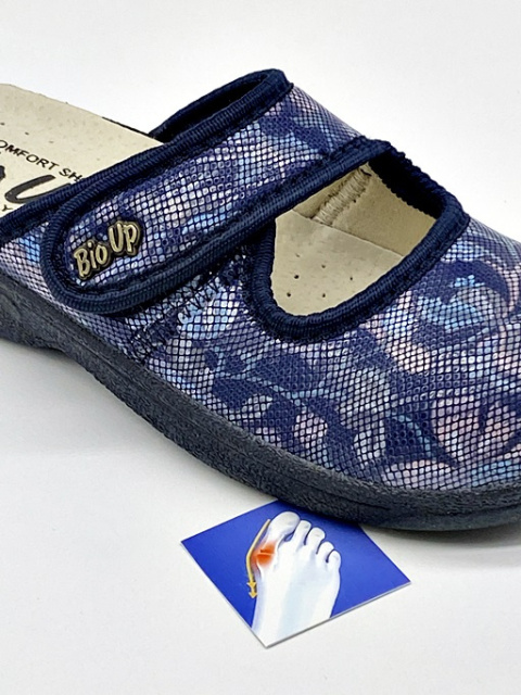 rozciągliwa cholewka w klapkach Bio