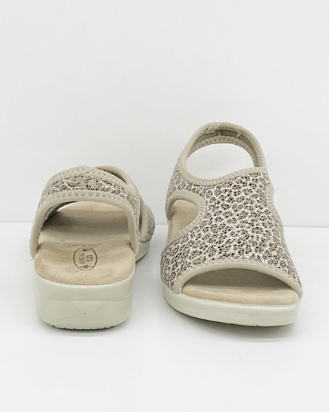 na haluksy i wrażliwe stopy