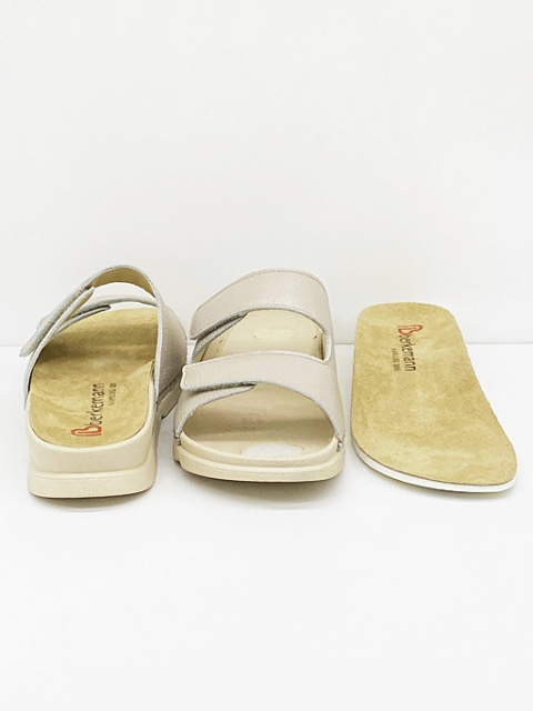 klapki z wyjmowaną wkładką