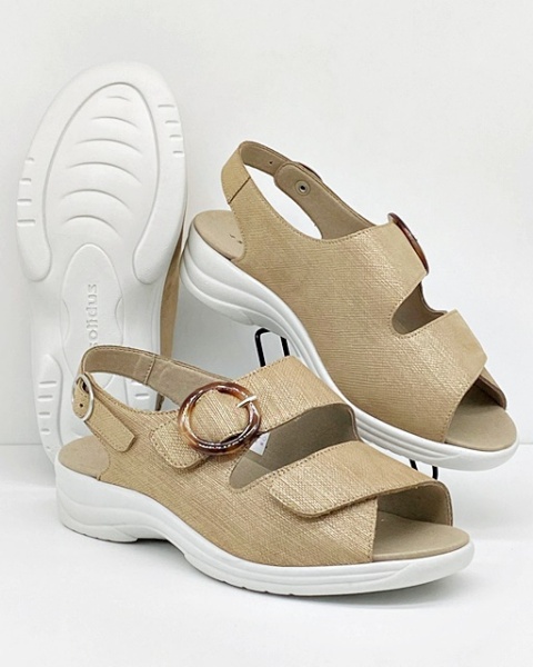 Sandały na szerokie stopy