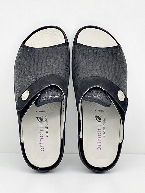 zdrowotne klapki na chore stopy