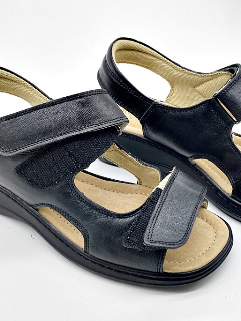 szerokie sandały damskie