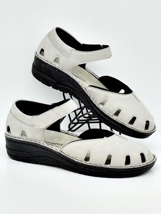 Damskie Berkemann Beatrix 03109-719 szare sandały zakryte palce i pięta, tęgość G-H