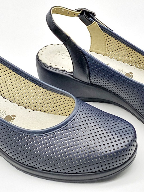 wygodne czółenka dla seniorki