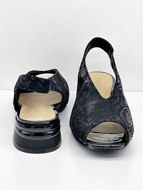 czółenka na szerokie stopy