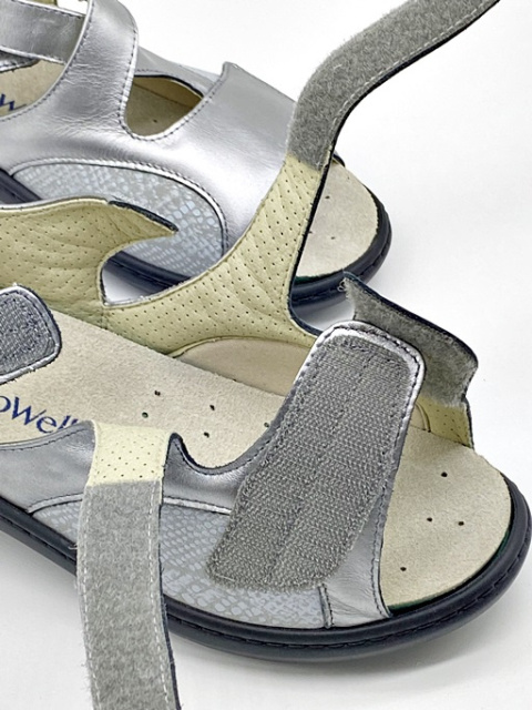 Eleganckie sandały na szerokie stopy z haluksami Podowell DAVINA srebrne, duża tęgość J-K-M