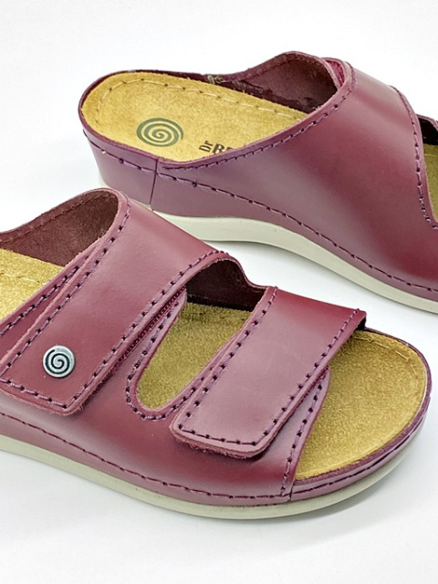 klapki na płaskostopie