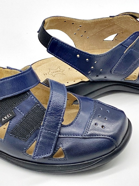 sandały na szerokie stopy