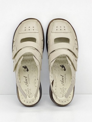 Szerokie damskie sandały 2451 beżowe, zakryte palce, duża tęgość M