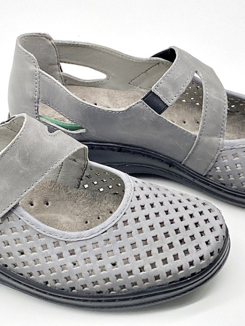 Szerokie półbuty damskie Axel 1879 szare, ażurowe baleriny na lato, tęgość H-J-K