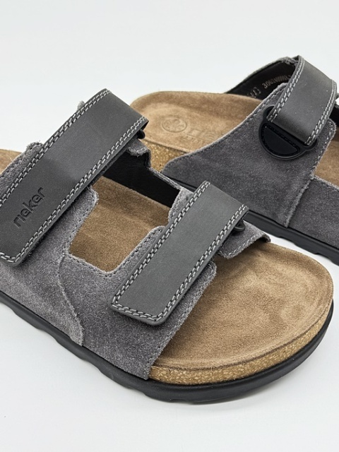 szare klapki męskie