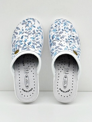 Chodaki skórzane Comfooty Alessia Fant.57 białe / listki, tęgość H średnia