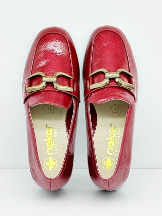 Eleganckie czerwone czółenka Rieker 45052-33, tęgość G 1/2