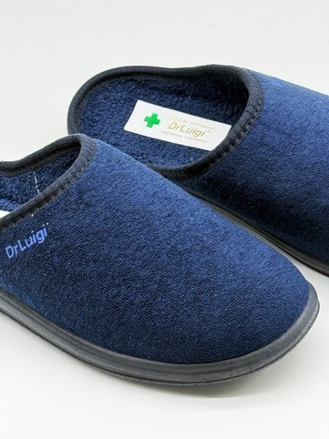 wygodne kapcie na bolące stopy