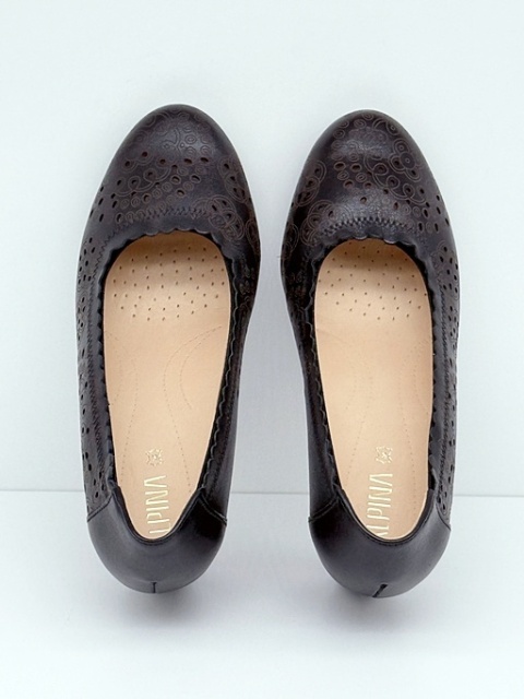 Eleganckie czółenka Alpina Anaja K 80P2-1 czarne, duża tęgość K