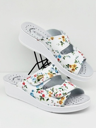 Klapki damskie Sanital Flex 714 białe + kwiaty, tęgość G