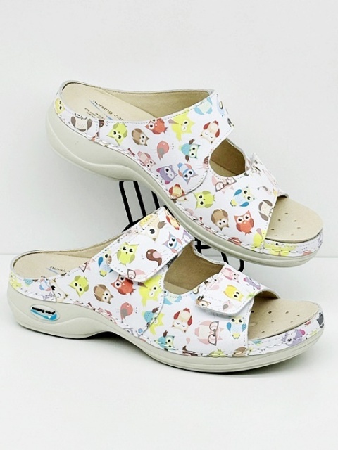 Klapki medyczne kolorowe