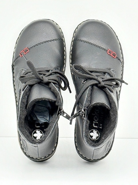 piękne botki Rieker