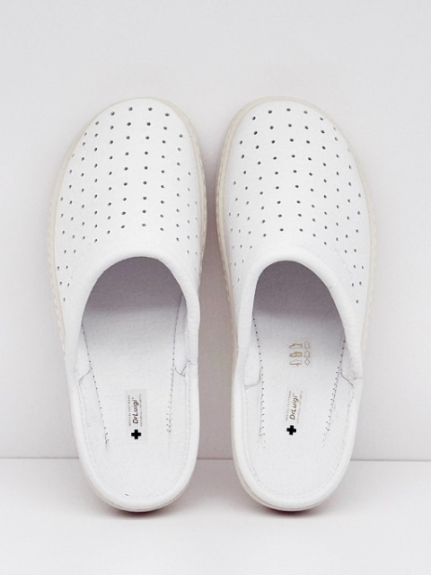 Dr Luigi białe klapki