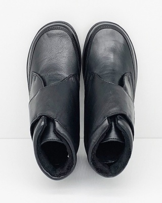 Szerokie botki damskie Comfortabel 990223-01 czarne, skórzane ze streczem, tęgość J