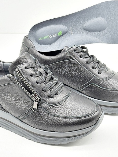 biowkładki w butach damskich