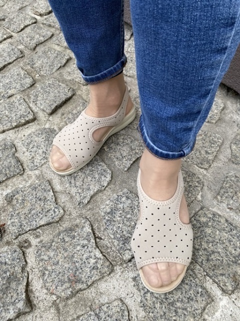 sandały na duże haluksy