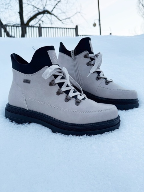 zimowe trapery damskie