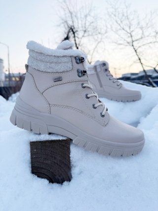 Botki zimowe damskie Remonte D0E71-60 beżowe, owcza wełna, membrana, tęgość H