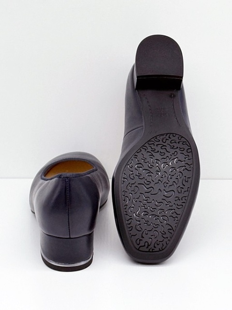 czólenka na niskim obcasie