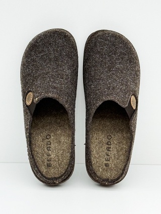 Kapcie damskie Befado 155D185 brązowe, tęgość K