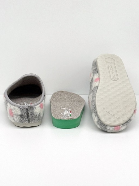 kapcie z wyjmowanymi wkładkami