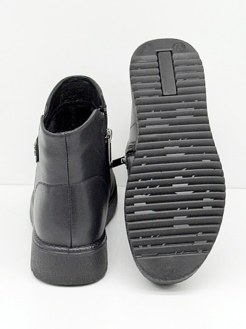 Niskie botki damskie Loretta Vitale W1810 czarne, skórzane, średnia tęgość G