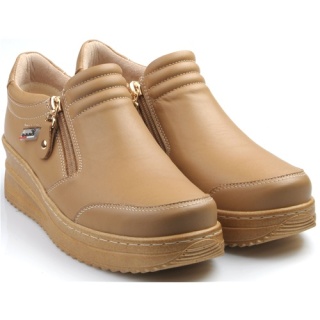 Półbuty na platformie Enna 5007/07 beżowe, średnia szerokość i średnia tęgość H-K