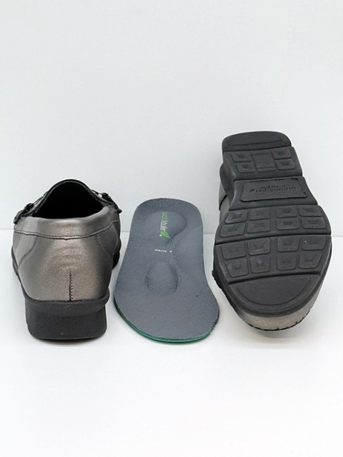 mokasyny na płaskostopie