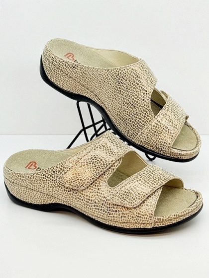 Berkemann klapki Daria 01002-717 gold metalic, skóra, regulacja w zakresie tęgość G-H