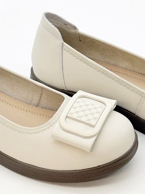 eleganckie jasne baleriny