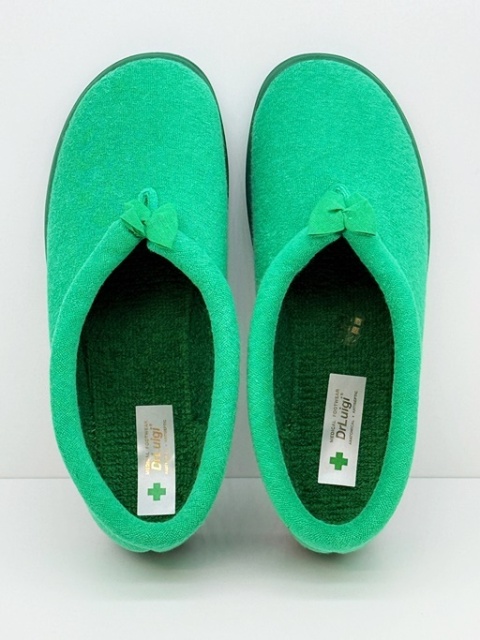 kapcie na opuchnięte stopy