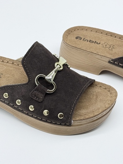 skórzane klapki brązowe