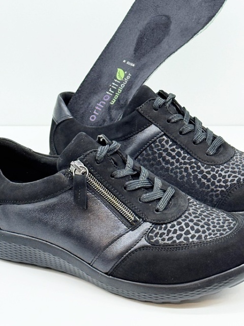 Waldlaufer M-Ira 815M01 312 001 czarne, szerokie, n