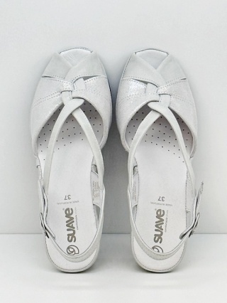 Sandały profilowane Suave 710233-03 białe skórzane, średnia tęgość H