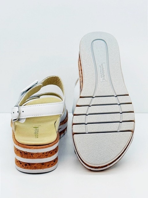 białe sandały damskie