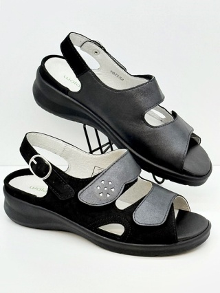 Waldlaufer sandały damskie Merle 811004 329 361 czarne, szerokie o dużej tęgość M