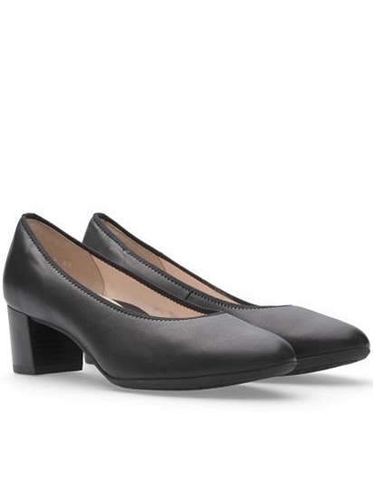 czarne czółenka ara