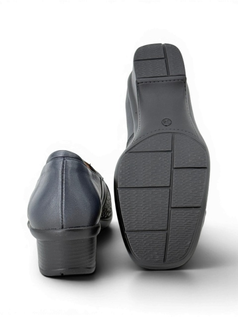 Eleganckie buty Axel Comfort 1330 marine gold, tęgość G 1/2, stopa normalna z haluksami