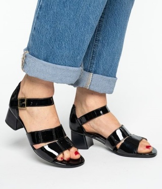 Galanterki damskie Ara Riva-S 12-27606-01H czarny lakier, sandały zakryta pięta, tęgość H