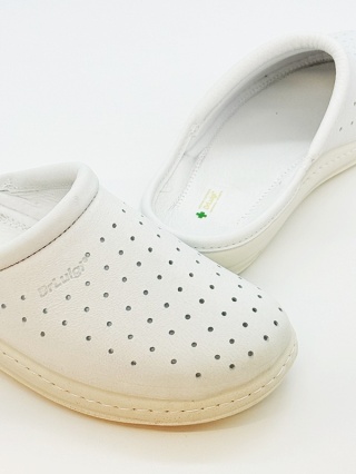 Zdrowotne klapki skórzane damskie Dr Luigi PU-01-11 01-białe, tęgość H