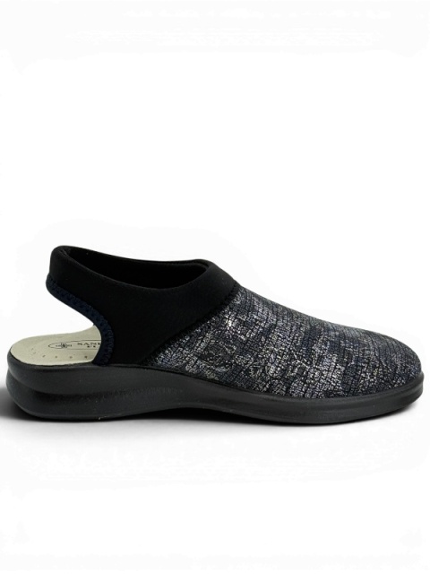 8232.36 black